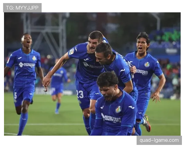 西甲球队短传渗透战术显成效，进攻效率提升状态回暖引关注