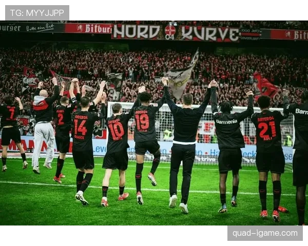 拜仁欧冠屡屡失控,战术漏洞与全队心态问题是否已影响争冠形势? 拜仁欧冠屡屡失控,战术漏洞与全队心态问题是否已影响争冠形势?